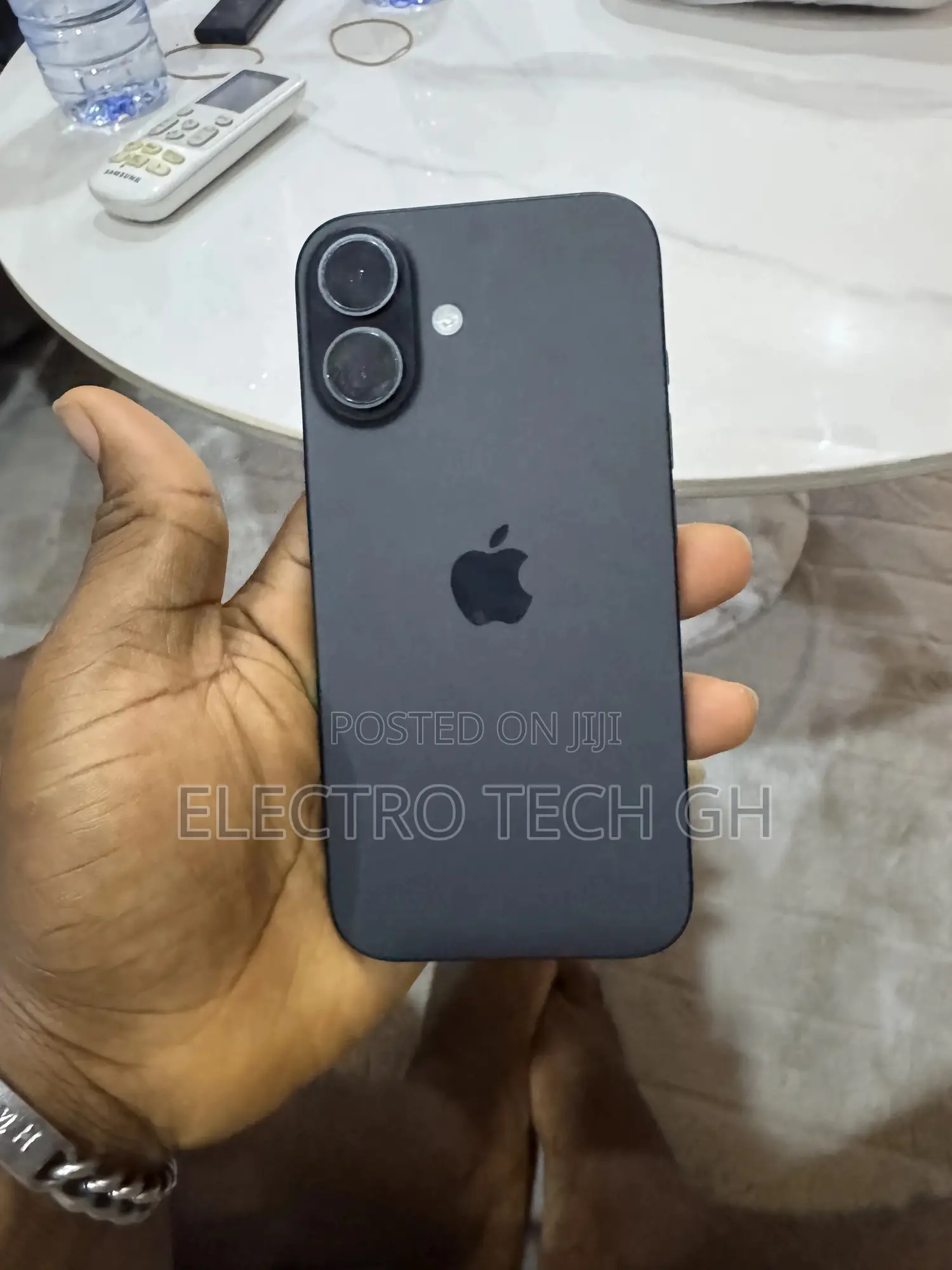 Apple iPhone 16 128 GB Black