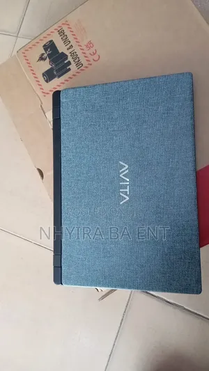 Laptop Avita Essential 14 4GB Intel SSD 128GB
