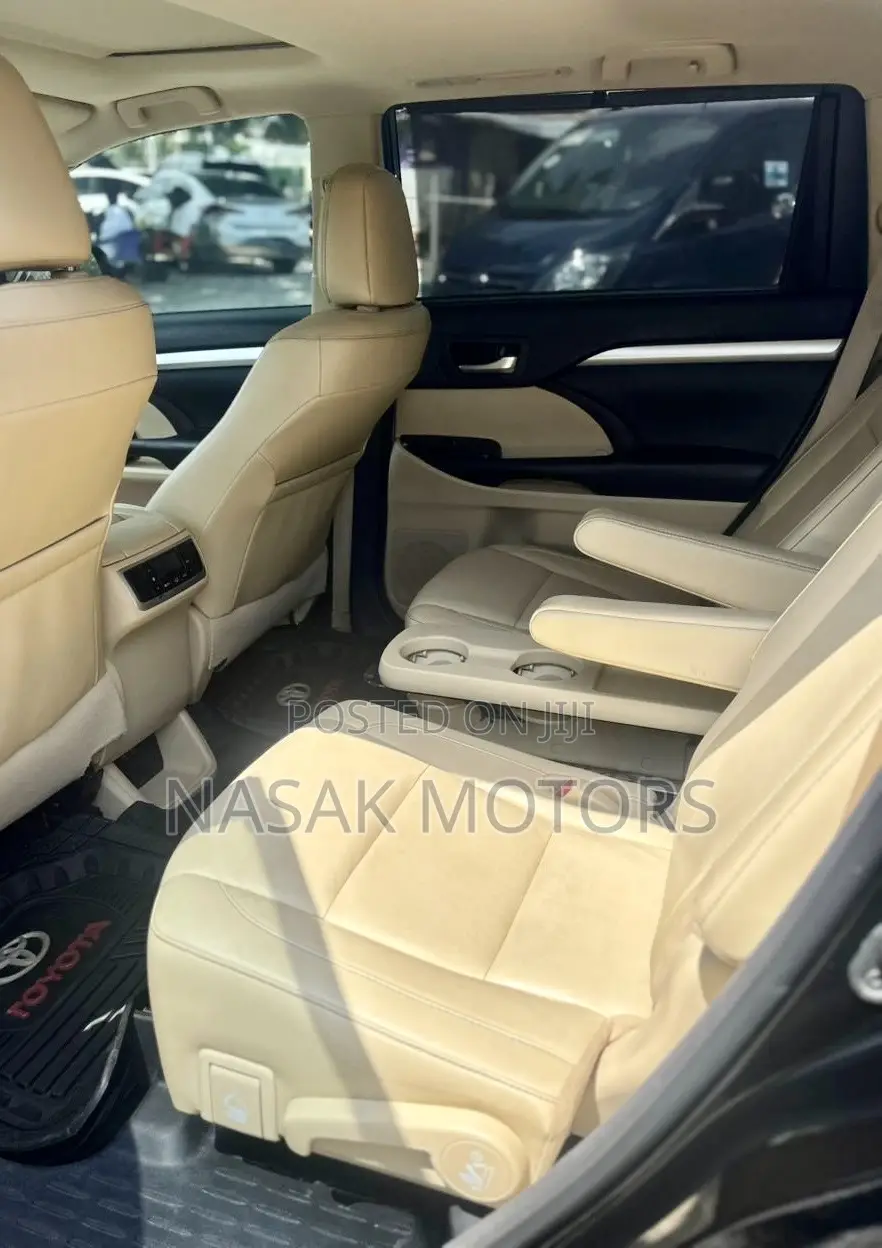 Toyota Highlander 2018 Black