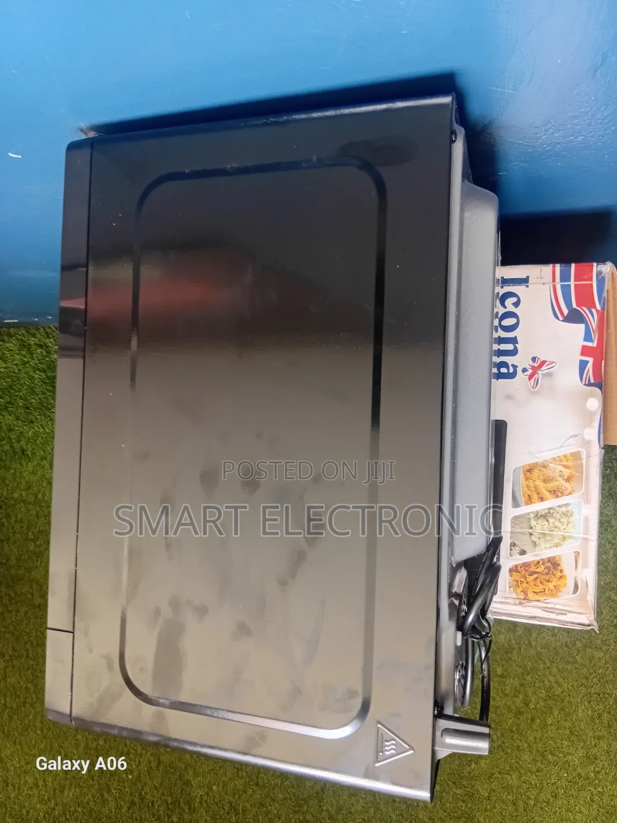Modern Cooking Made Easy With Icona 20l Microwave