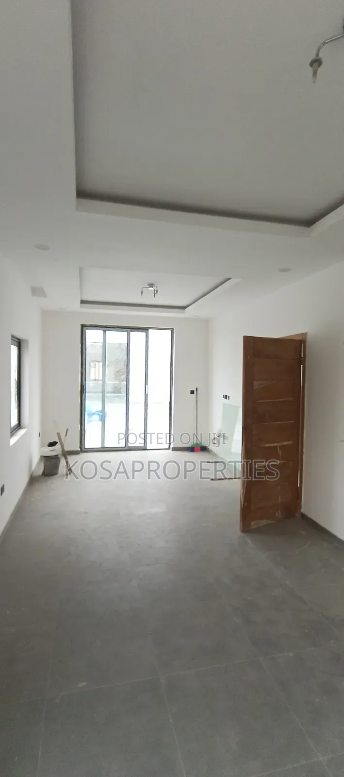 4bdrm House in Adjiringanor, Adjiriganor for sale