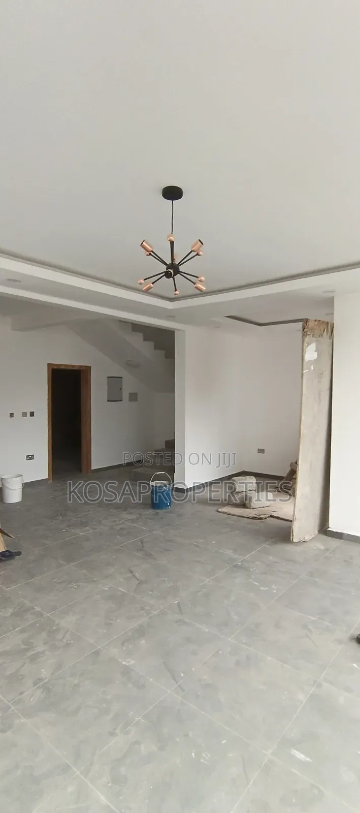 4bdrm House in Adjiringanor, Adjiriganor for sale