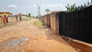 2.5 Acre Land for Sale at Madina