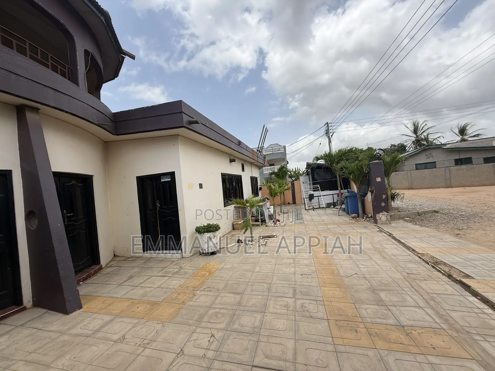 10 Bedrooms Guest House for Sale at Macathy Menskrom