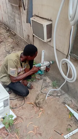 Professional Air-Condition Engineer