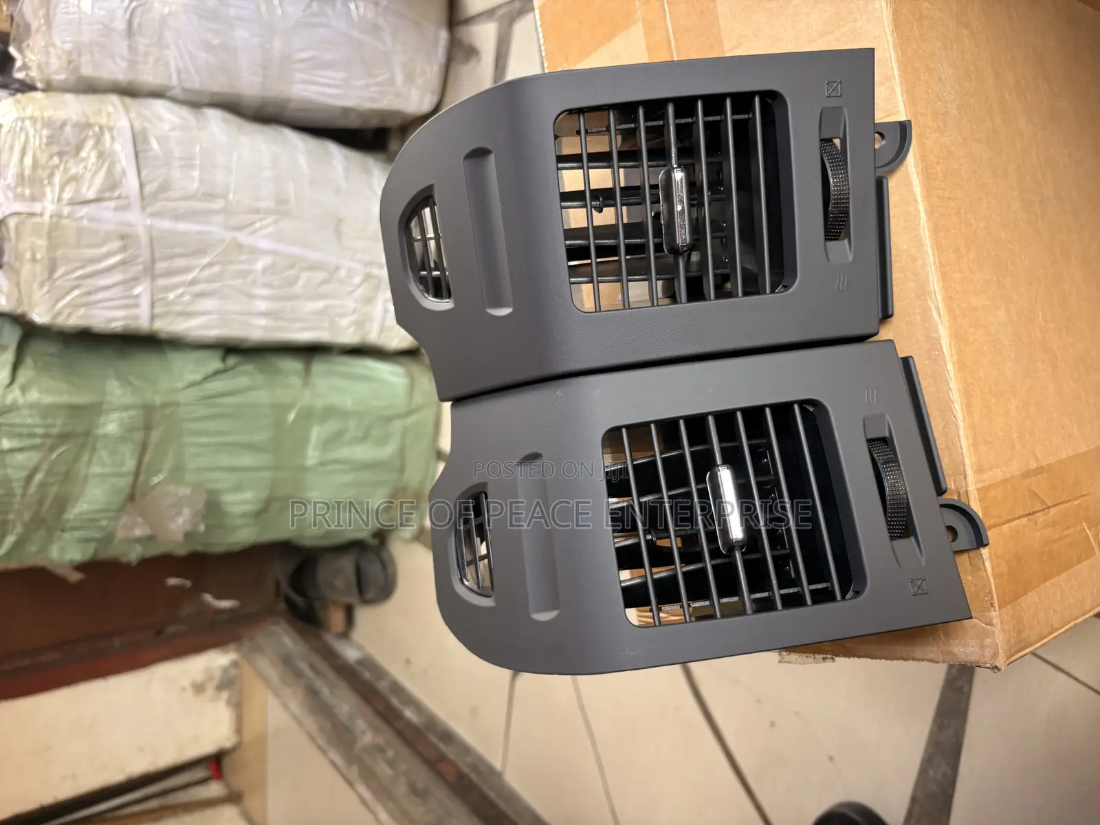 Mistubushi Pajero 2008 Blower Left and Right