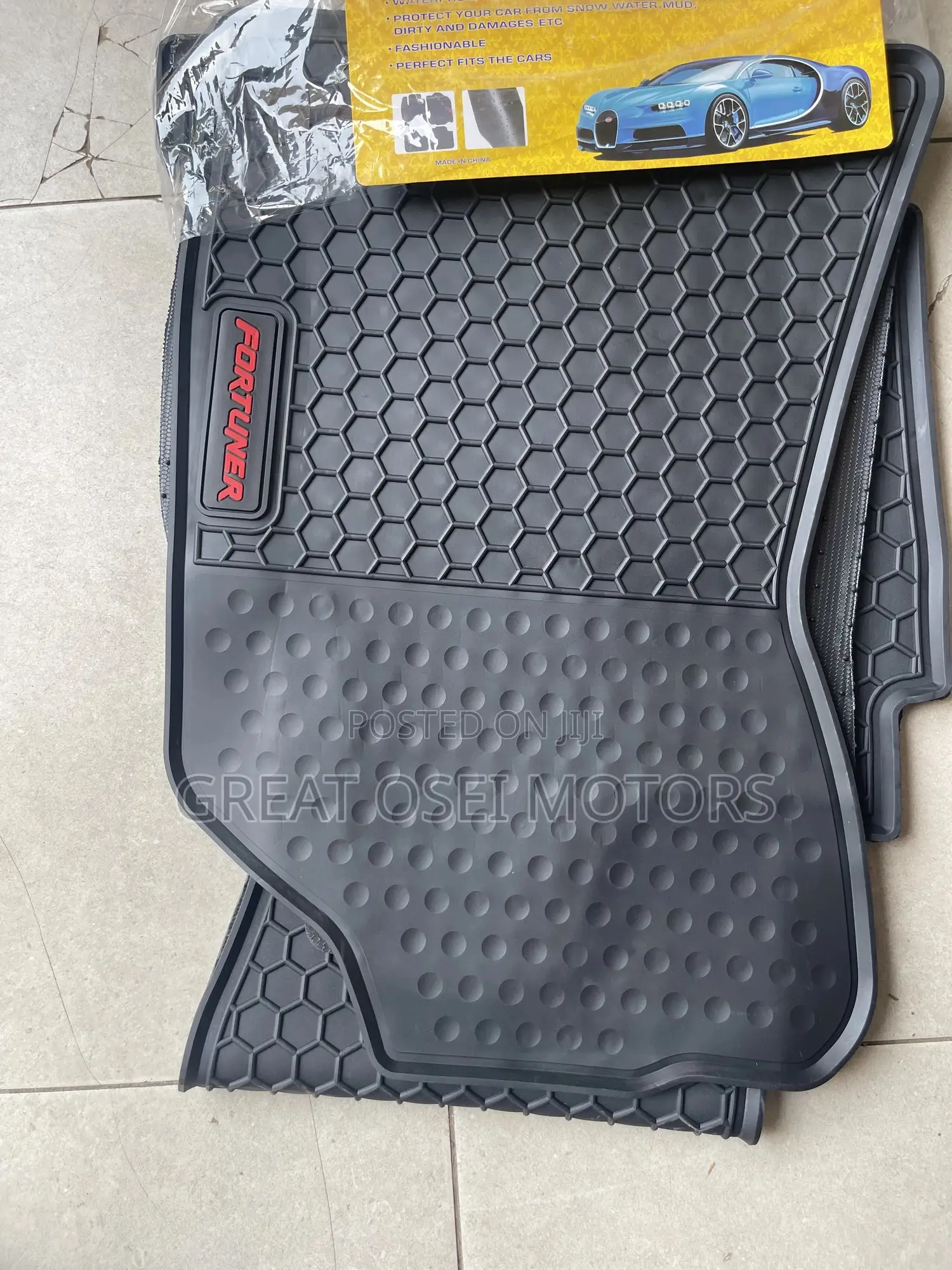 Fortuner Floor Mat