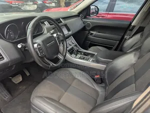 Land Rover Range Rover Sport SE 4x4 (3.0L 6cyl 8A) 2017