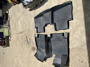 Rav4 Floor Mat (Bucket Type)