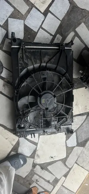 Kia Sportage 2018 or Hyundai Tucson 2018 Radiator
