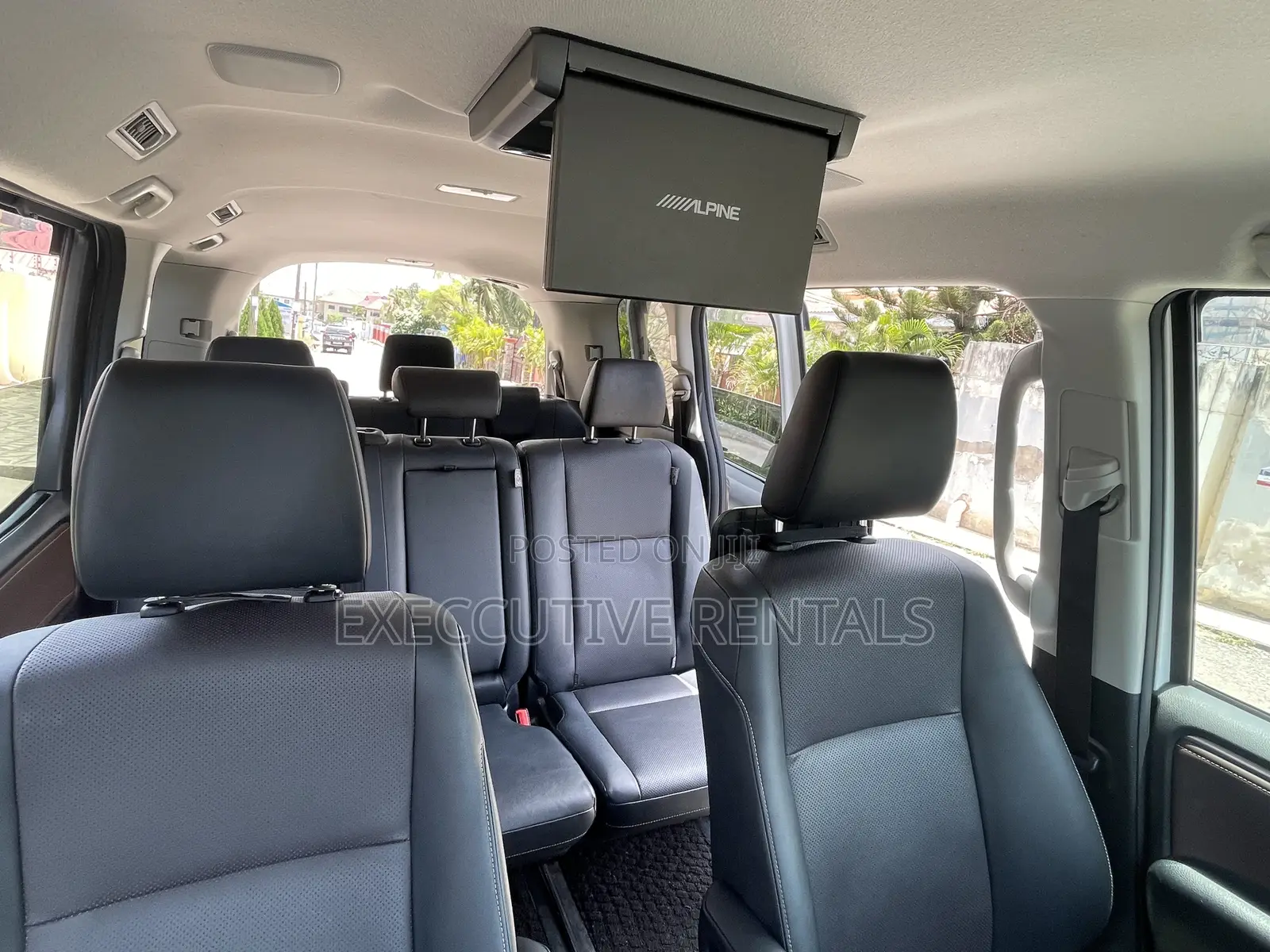Toyota Esquire 2015 White