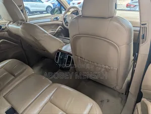 Porsche Cayenne S 2012