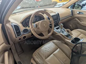 Porsche Cayenne S 2012