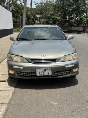 Lexus ES 300 2000 Beige