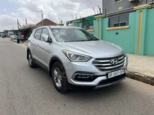 Hyundai Santa Fe 2017 Gray