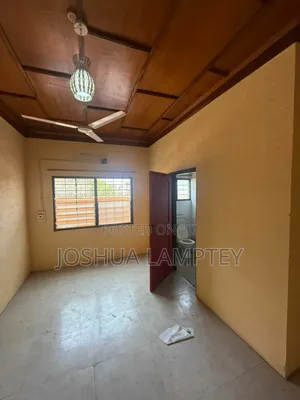 10bdrm House in Marchant Hill Estate for sale