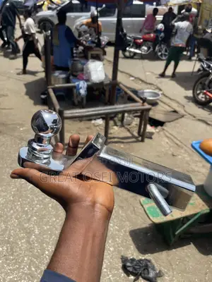 Towing Bar for All Pickup Trucks and 4x4 Cars