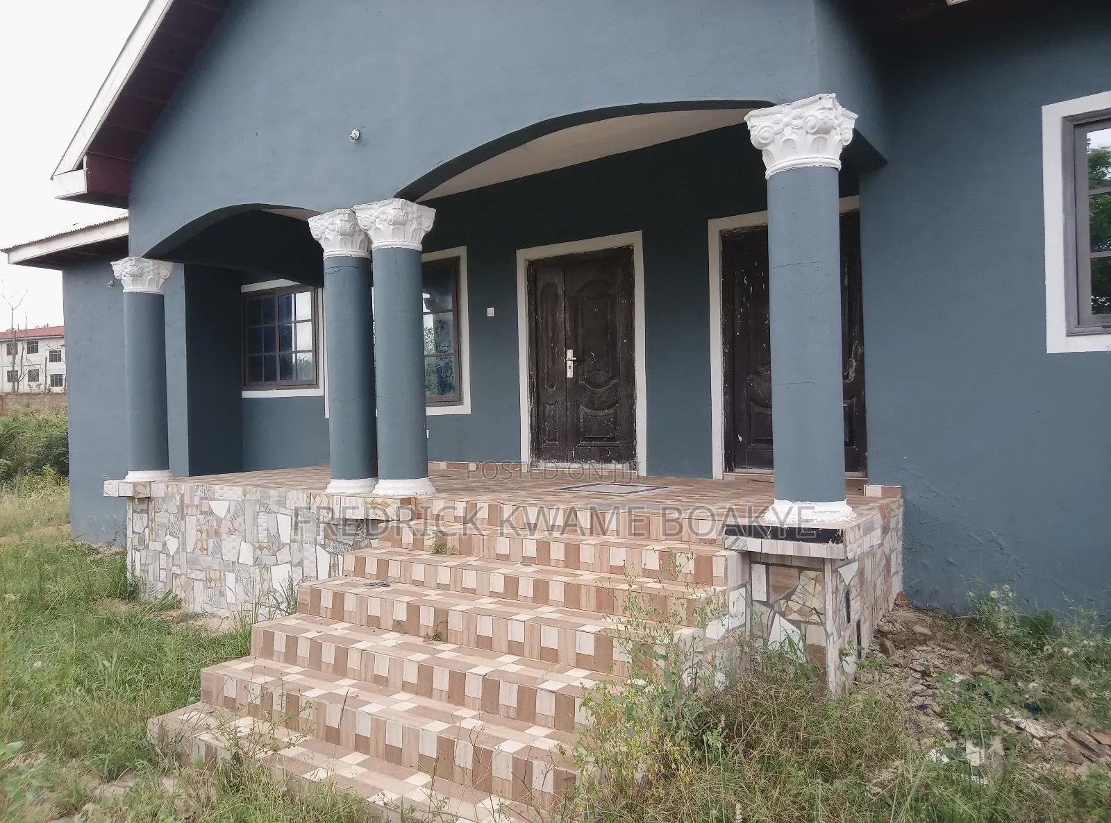 6bdrm House in Brother K Estate, Kumasi Metropolitan for sale