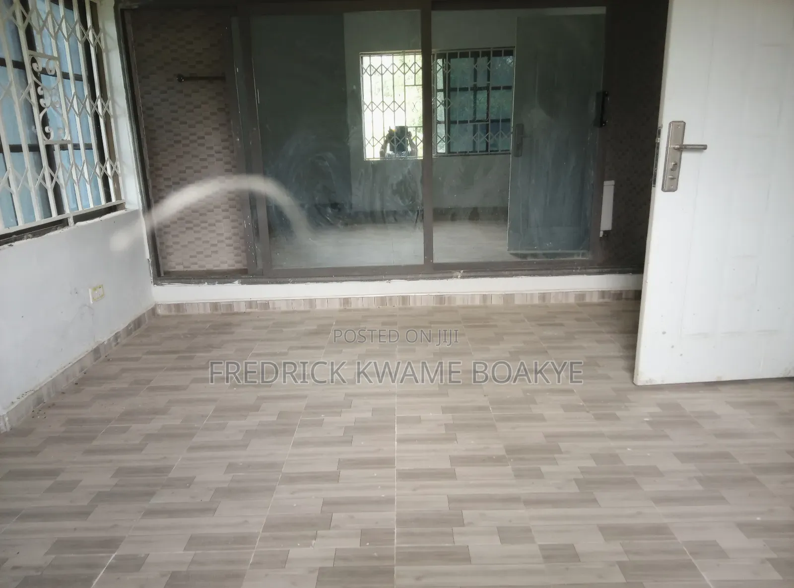 6bdrm House in Brother K Estate, Kumasi Metropolitan for sale