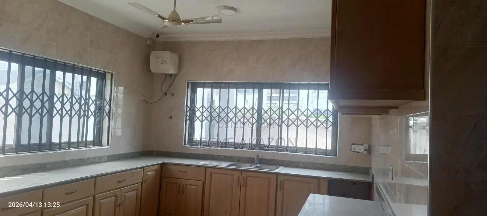 4bdrm House in Begye, Police Station for rent