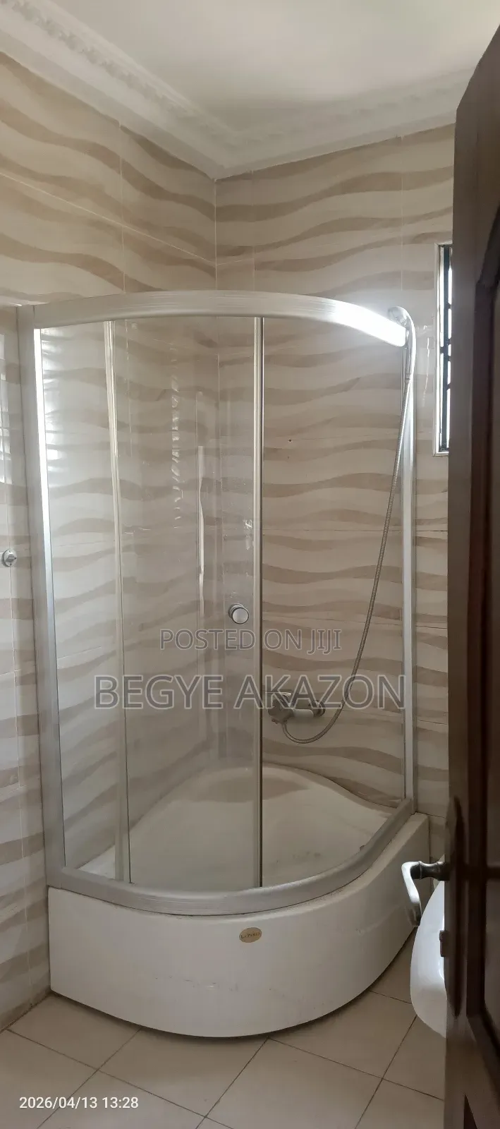 4bdrm House in Begye, Police Station for rent