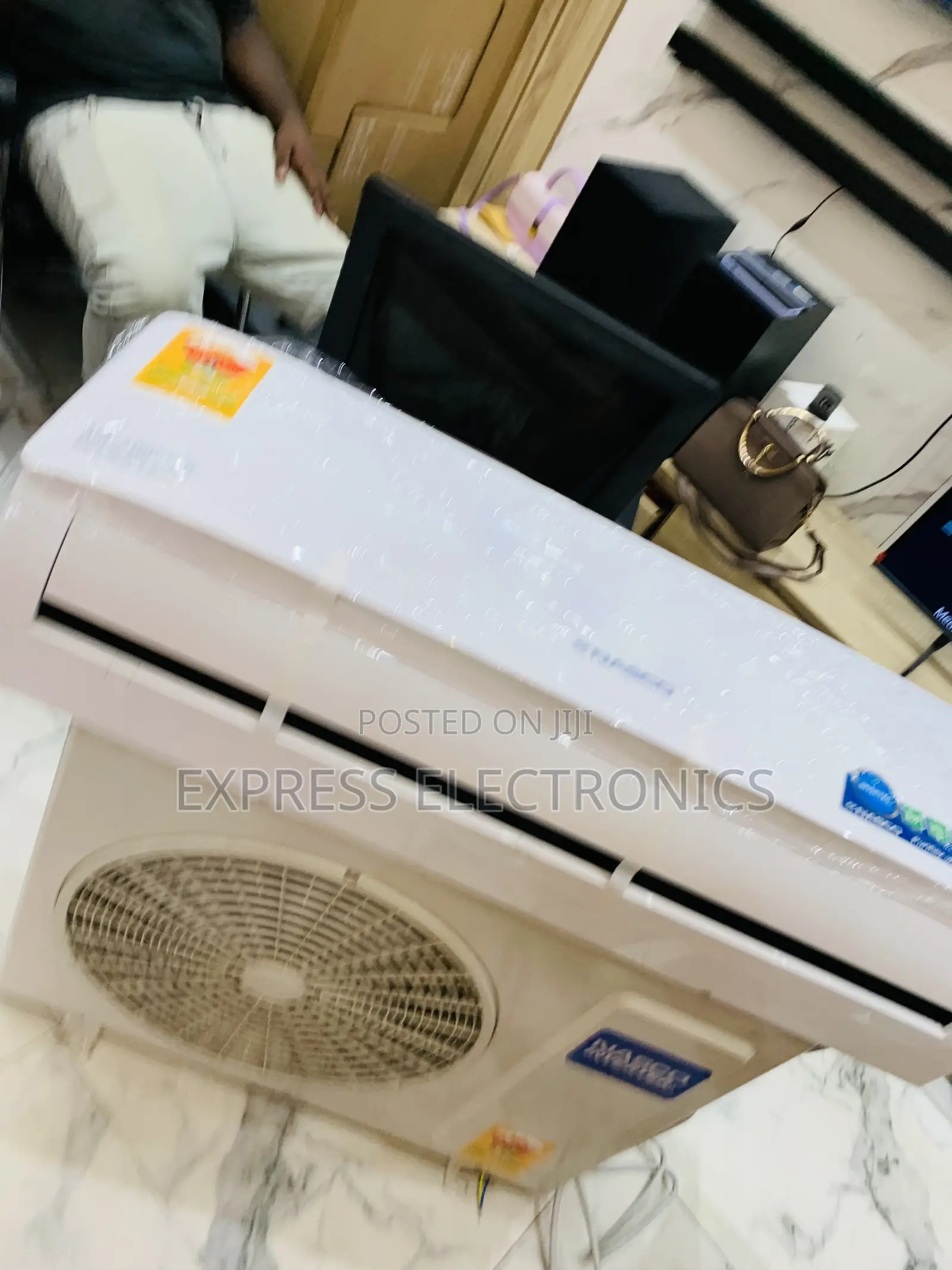 2.0hp Split Inverter Nasco White Air Conditioner