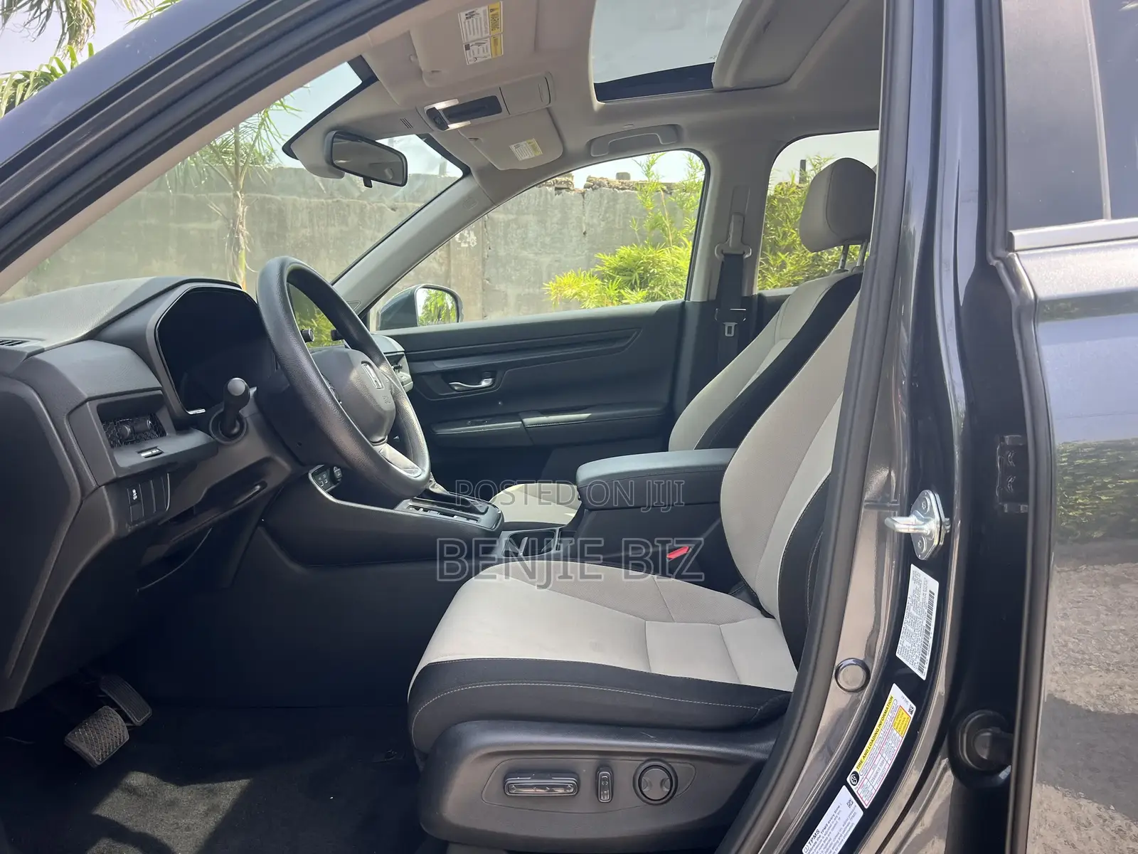 Honda CR-V 2023 Gray