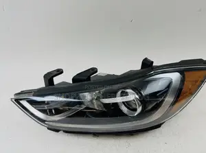 Elantra 2017-2018 Headlight Pair