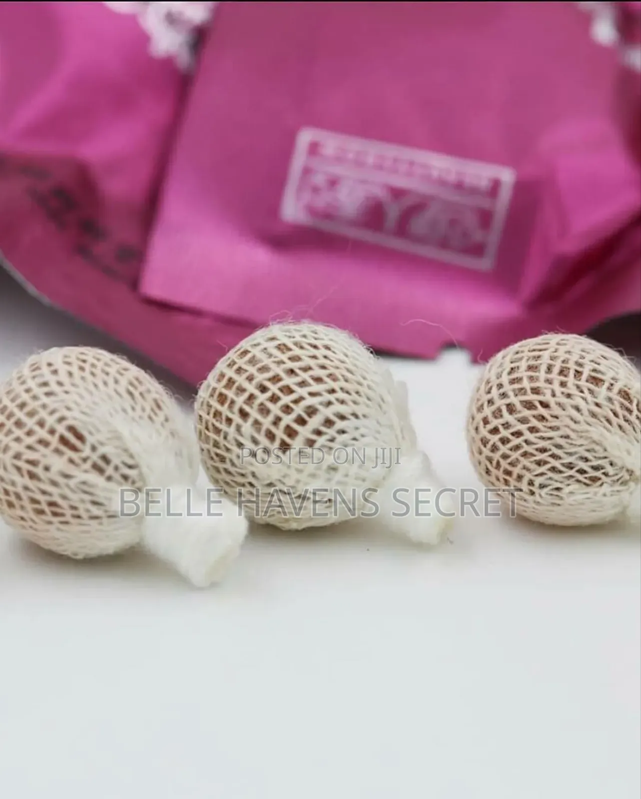 Yoni Pearls (3 Pearls+Applicator)