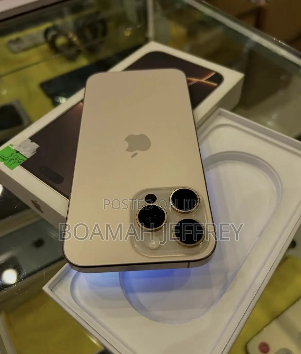 Apple iPhone 16 Pro Max 256 GB Gold