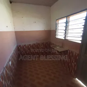 1bdrm Apartment in Gbetsile Bumper, Tema Metropolitan for rent