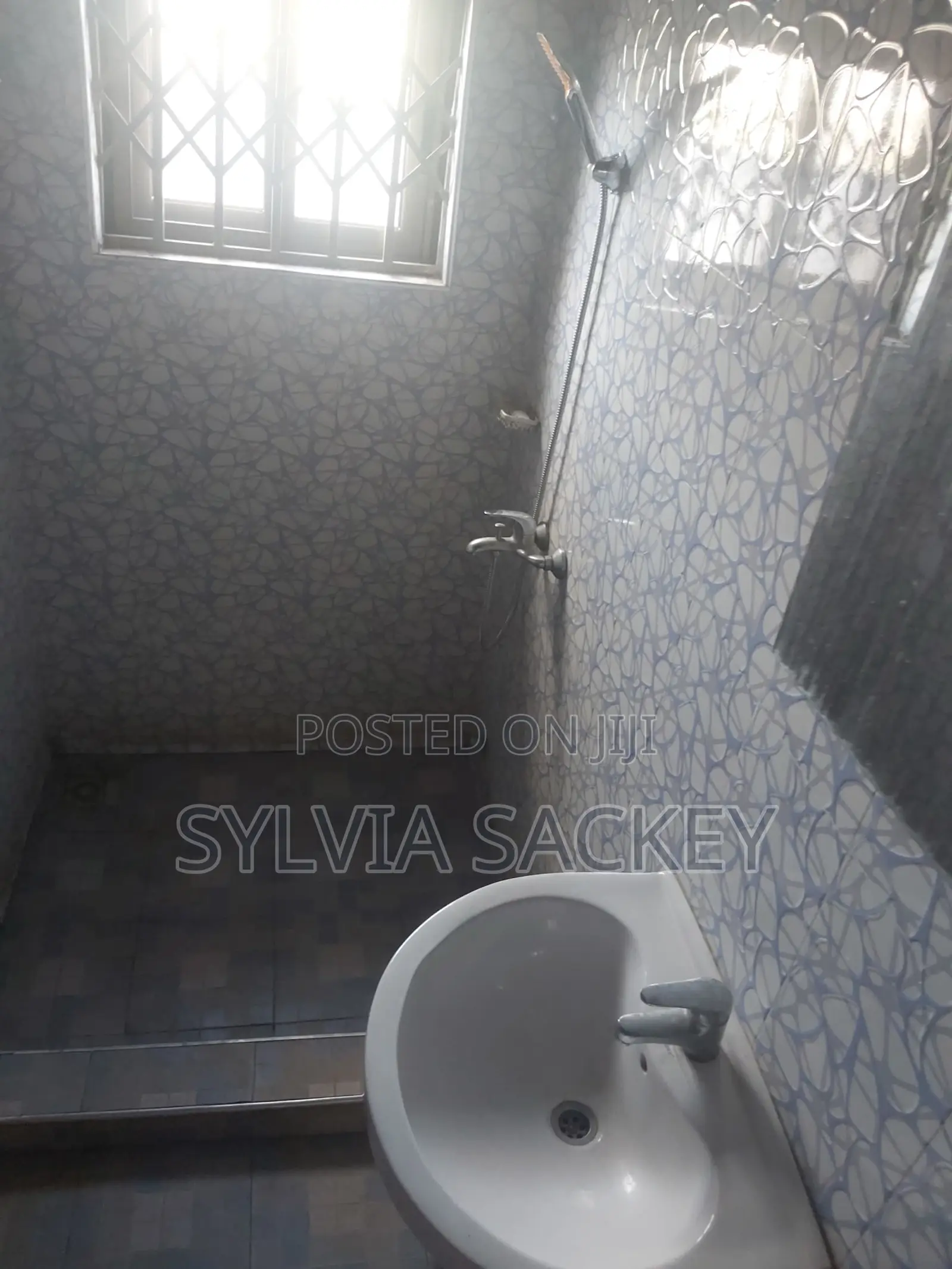7bdrm House in Jerusalem Junction, Peace Clinic Area for sale