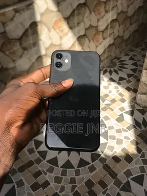 Apple iPhone 11 64 GB Black