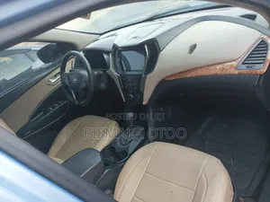 Hyundai Santa Fe 2014 Blue