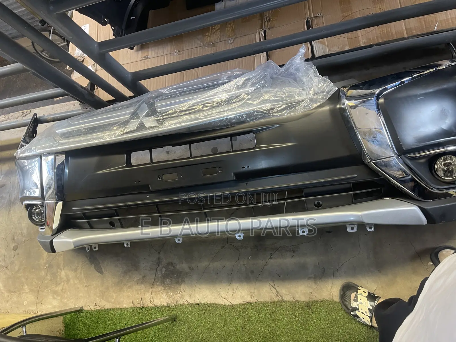Outlander 2017 Front Bumper Complete