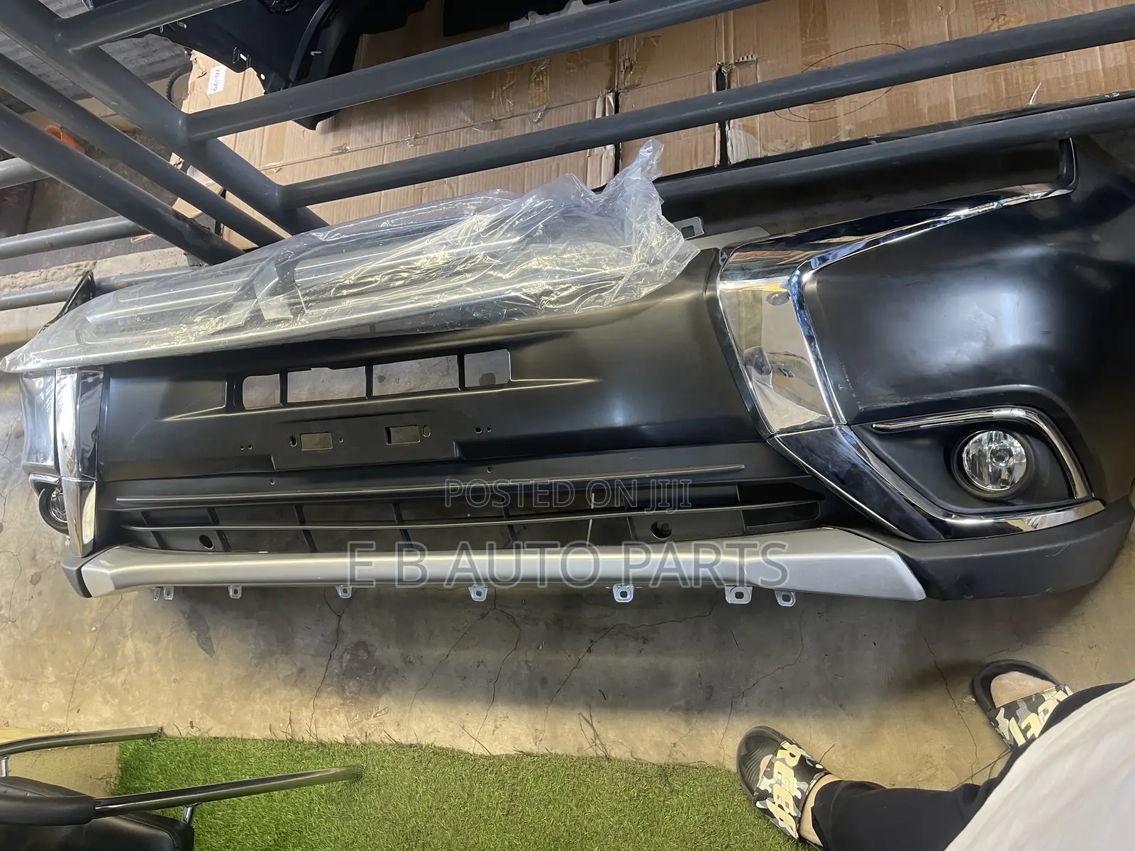 Outlander 2017 Front Bumper Complete