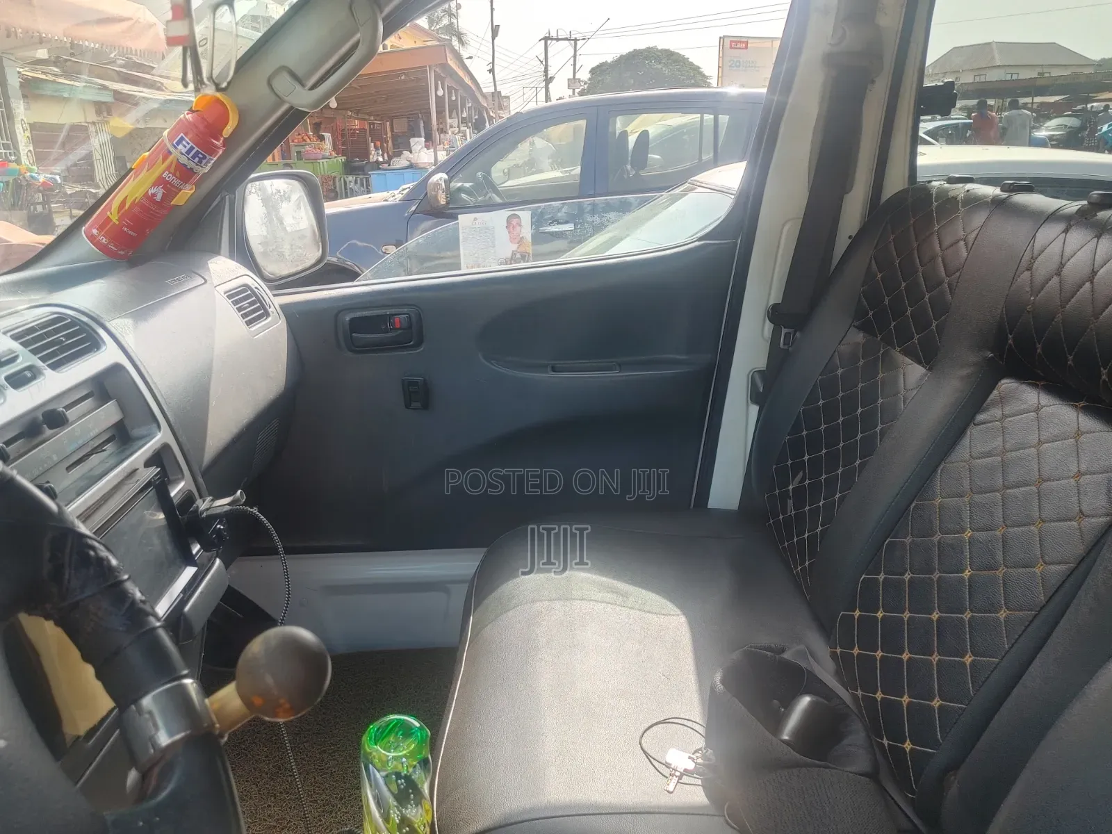 Toyota HiAce 2010 White
