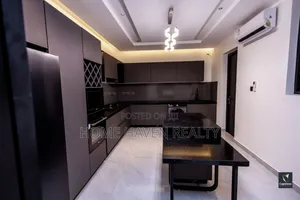 5bdrm House in East Airport, Tseaddo for sale