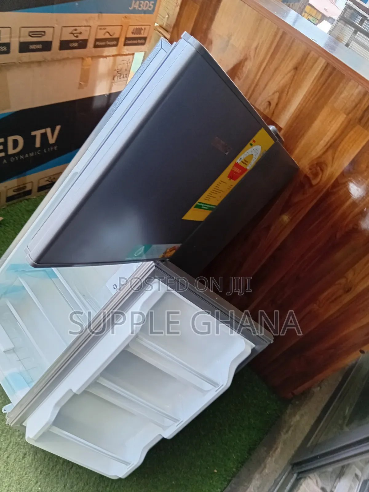 Flamino 80l Fridge – Compact Design, Maximum Freshness