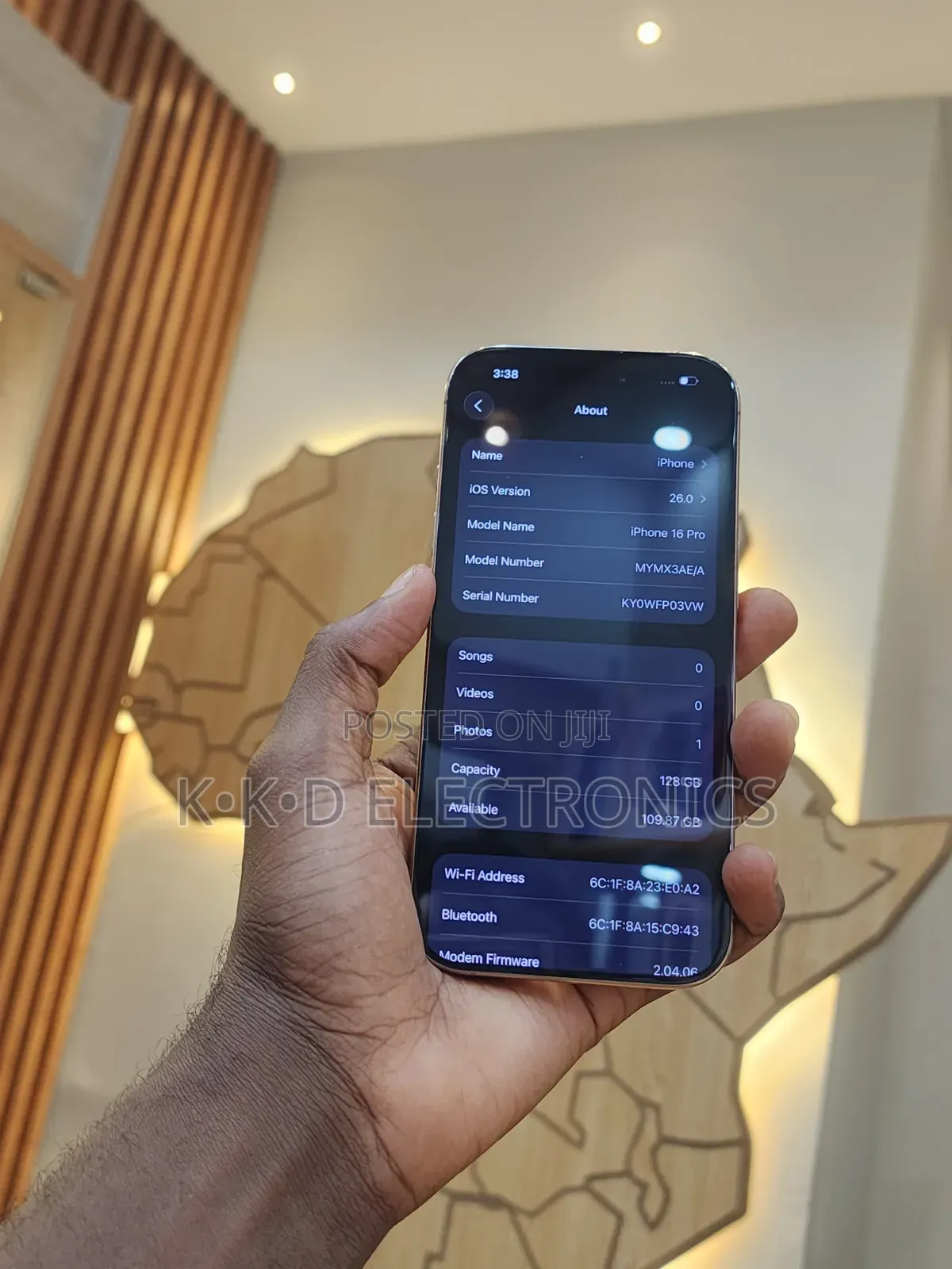 Apple iPhone 16 Pro 128 GB Gold