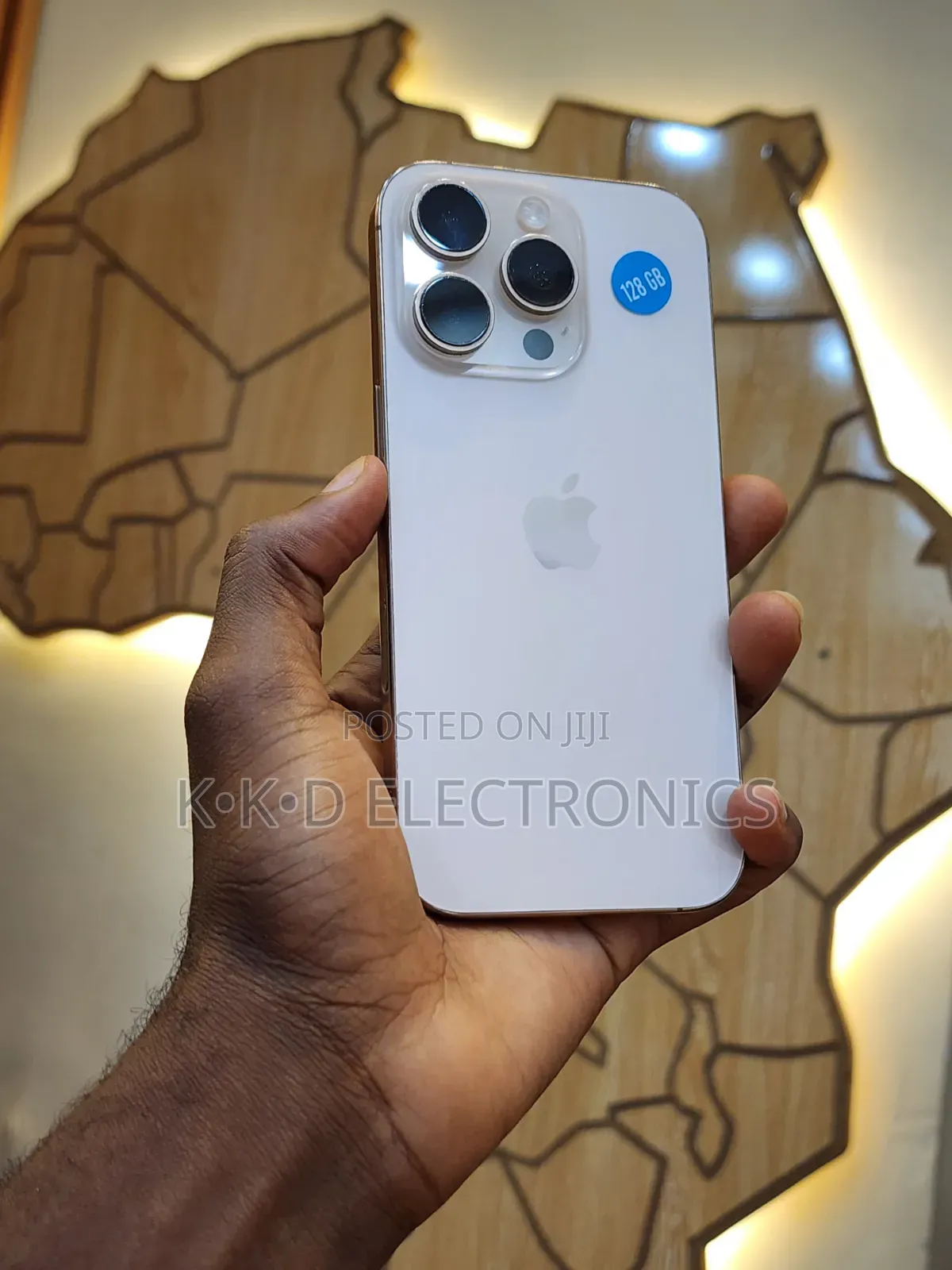 Apple iPhone 16 Pro 128 GB Gold
