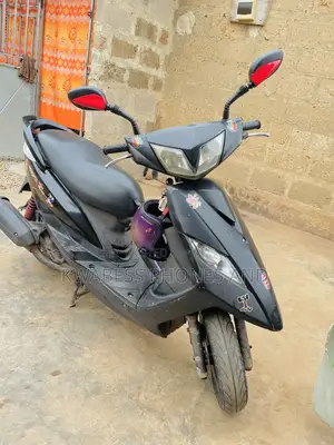 Yamaha DT125 2010 Black