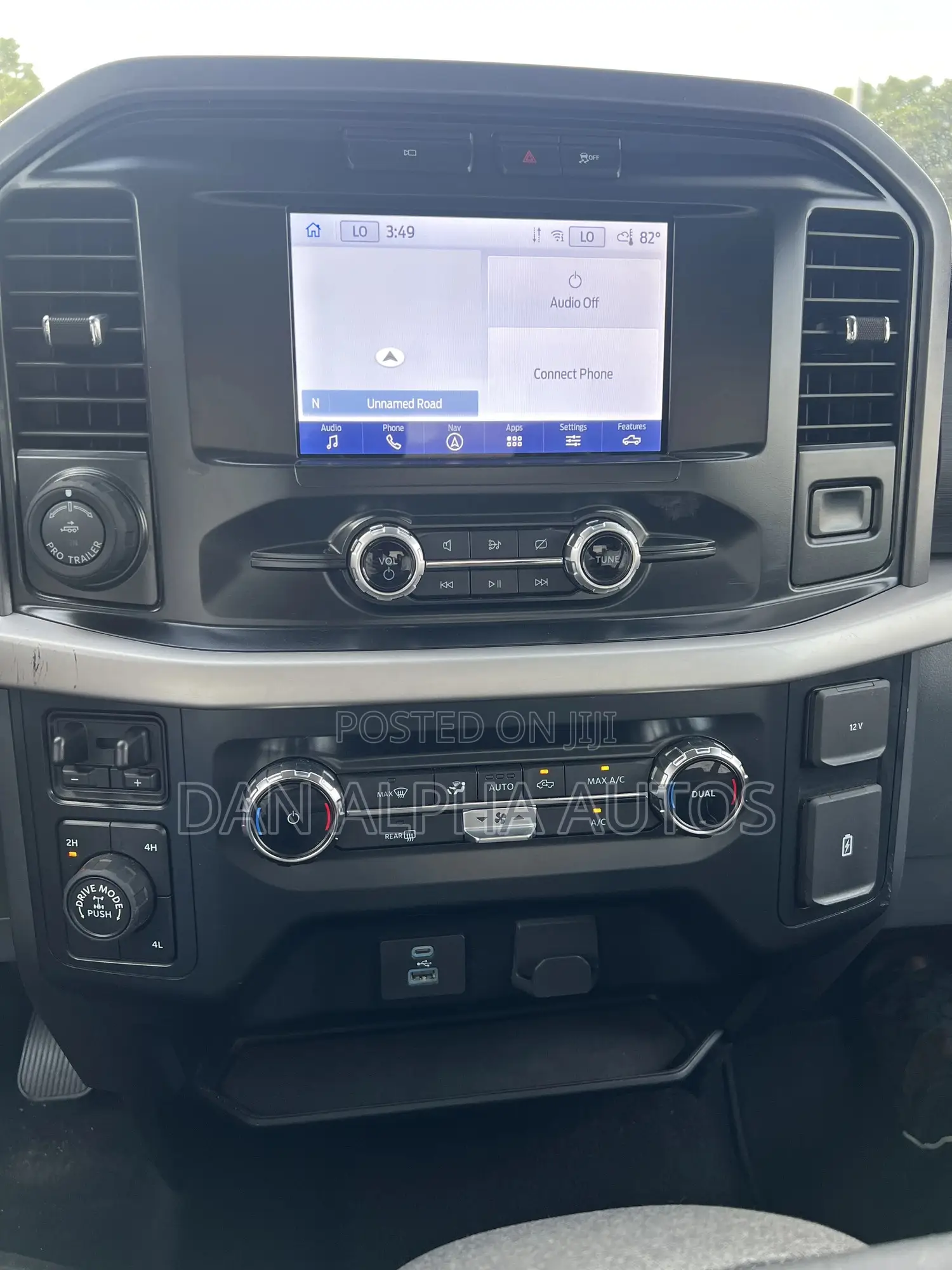 Ford F-150 XLT 2022 White