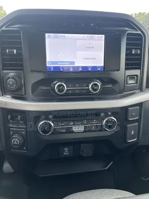 Ford F-150 XLT 2022 White