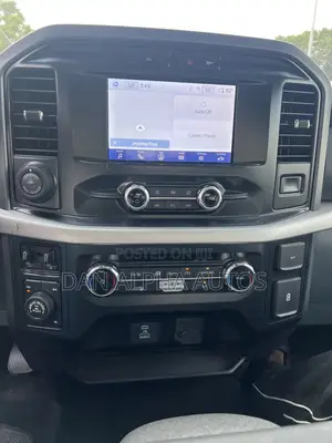 Ford F-150 XLT 2022 White