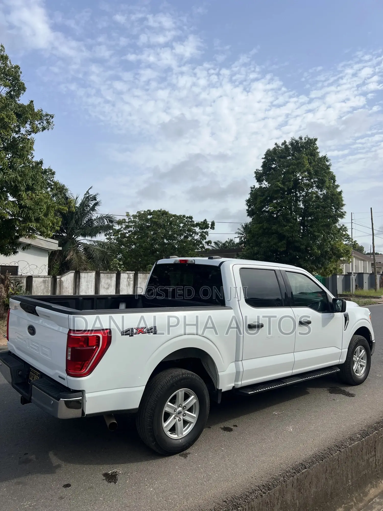 Ford F-150 XLT 2022 White