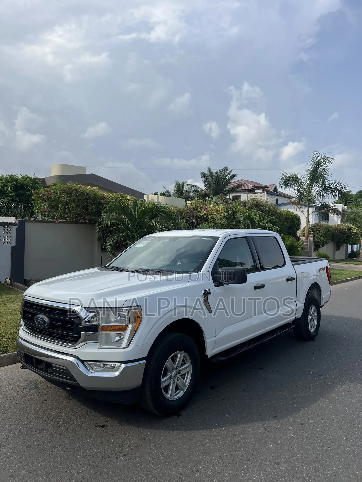 Ford F-150 XLT 2022 White