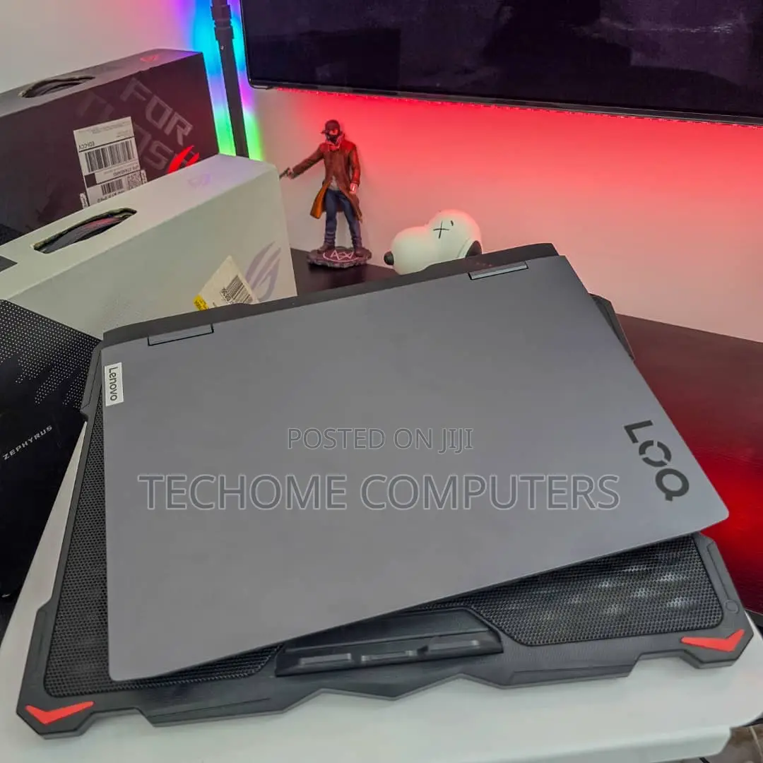 Laptop Lenovo LOQ 15IRH8 16GB AMD Ryzen 7 SSD 512GB