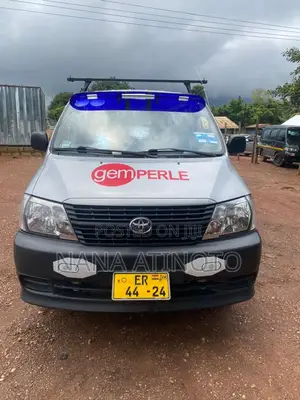 Toyota HiAce 2010 Silver