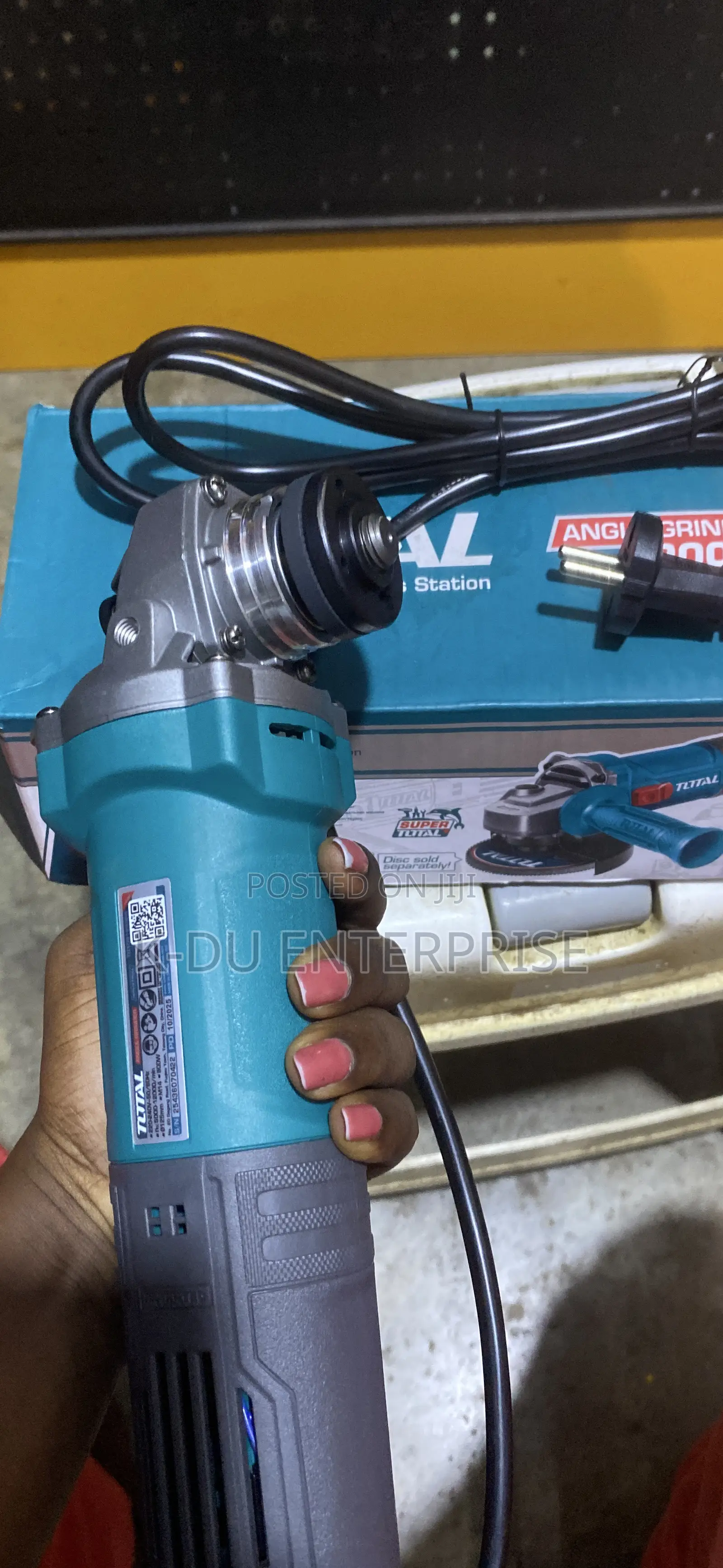 Angle Grinder 900w